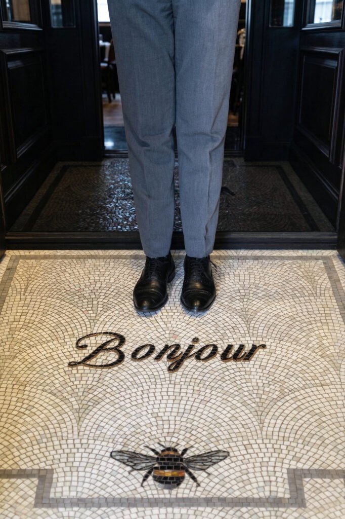 Engineering Mosaic Logos for UAE Commercial Use